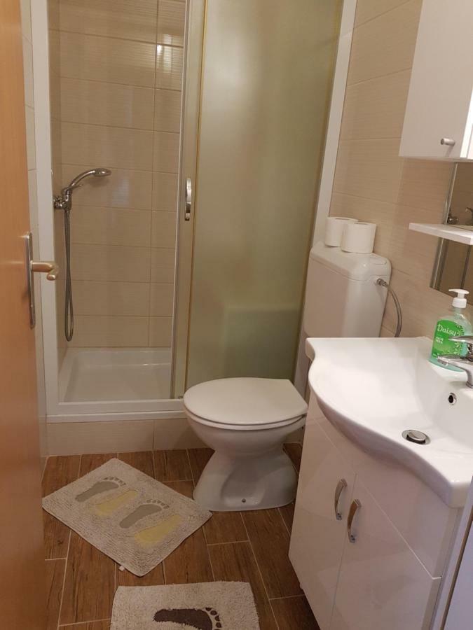 Rooms Neda Rab Town Esterno foto